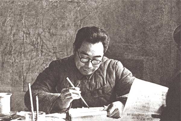 周恩來(lái)在西柏坡