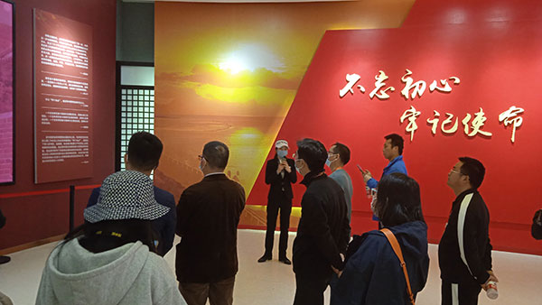 西柏坡黨?，F(xiàn)場教學(xué)