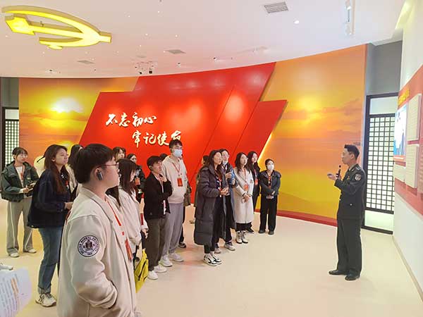 西柏坡黨校現(xiàn)場教學(xué)