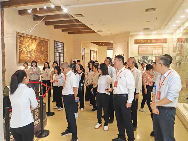 西柏坡黨員教育培訓(xùn)